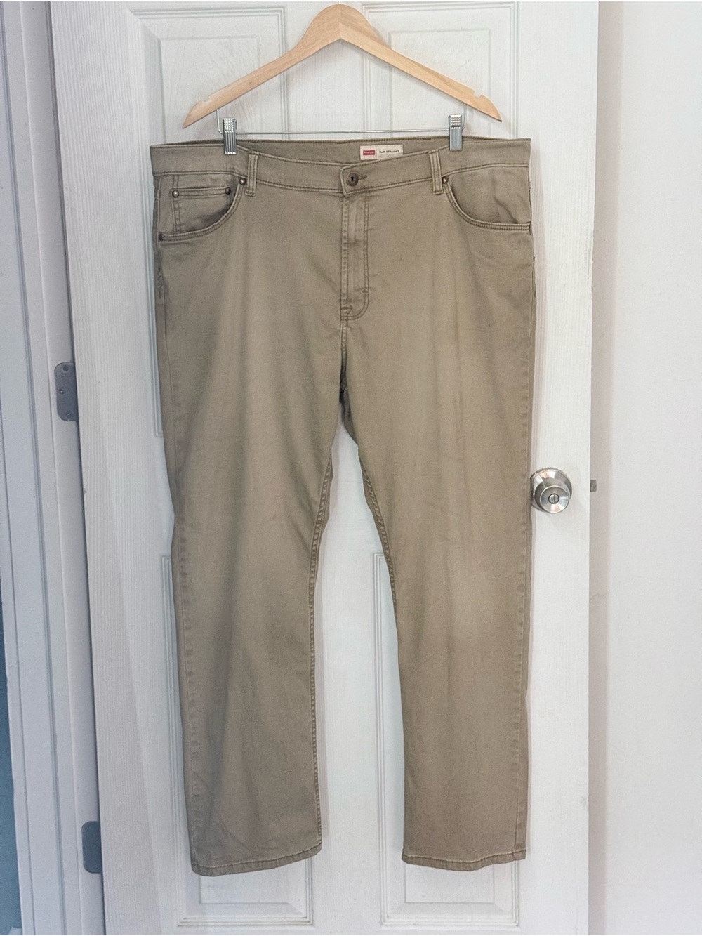 WRANGLER Five Star Premium Men’s 46x30 Slim Straight Khaki Tan Stretch Pants